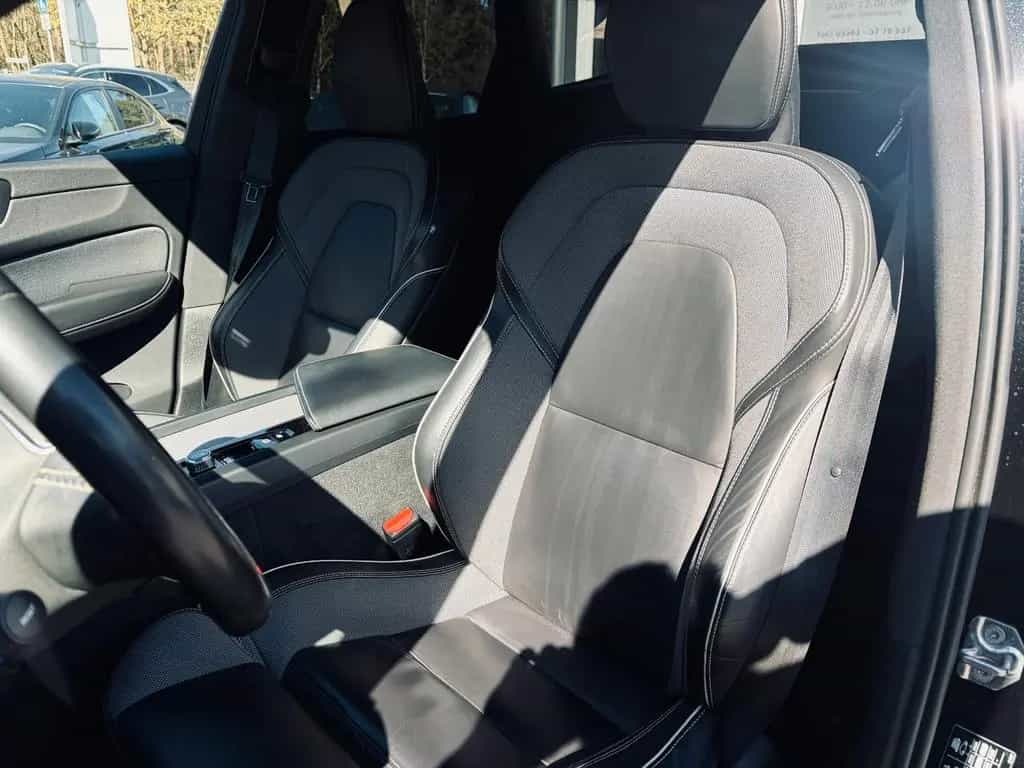 Volvo XC60 R Design+Leder+4xKamera+H&K+ACC+LED+Carplay 12/2019-photo-10