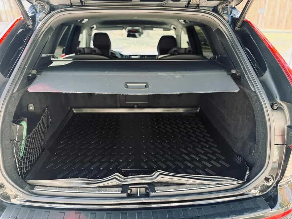 Volvo XC60 R Design+Leder+4xKamera+H&K+ACC+LED+Carplay 12/2019-photo-30