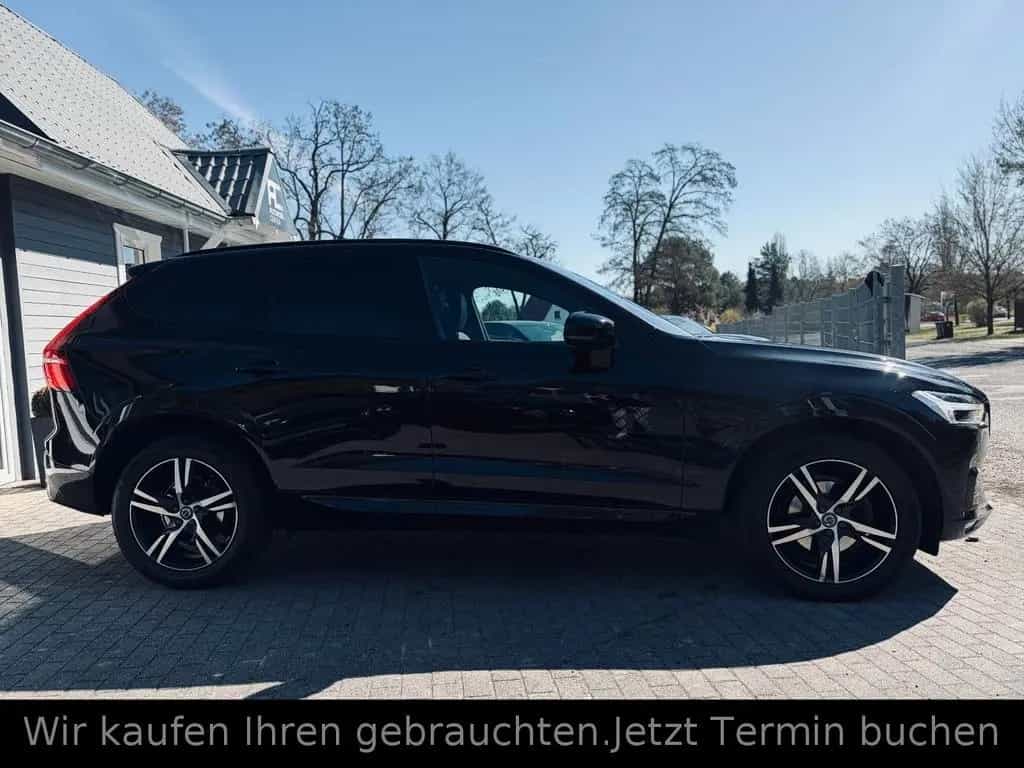 Volvo XC60 R Design+Leder+4xKamera+H&K+ACC+LED+Carplay 12/2019-photo-3