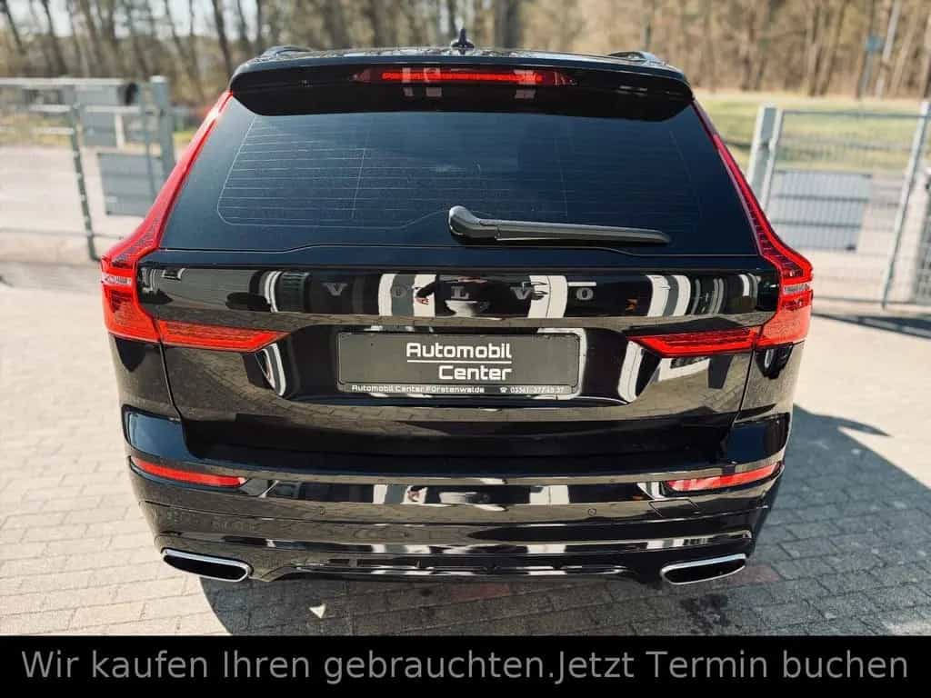 Volvo XC60 R Design+Leder+4xKamera+H&K+ACC+LED+Carplay 12/2019-photo-5