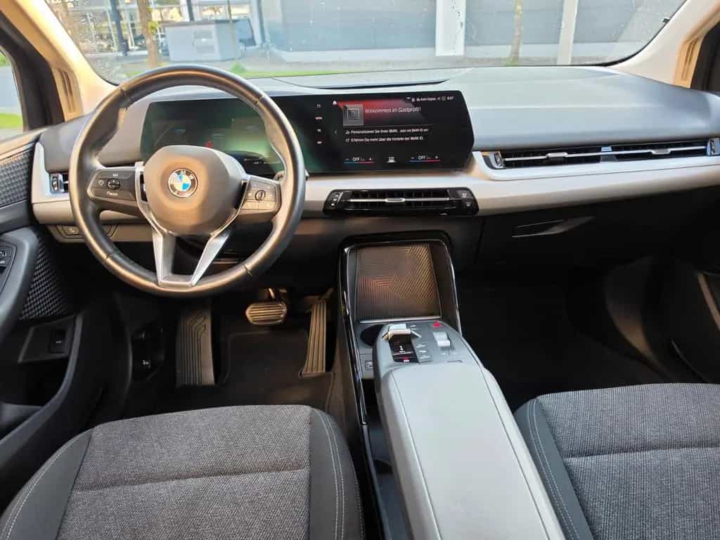 BMW 218 Active Tourer 218d Active Tourer Driving-Assistant 11/2022-photo-13
