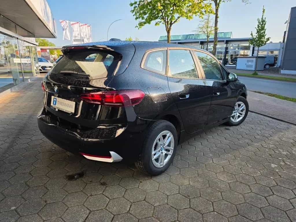 BMW 218 Active Tourer 218d Active Tourer Driving-Assistant 11/2022-photo-4