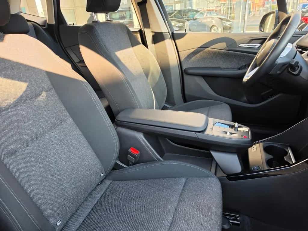 BMW 218 Active Tourer 218d Active Tourer Driving-Assistant 11/2022-photo-9