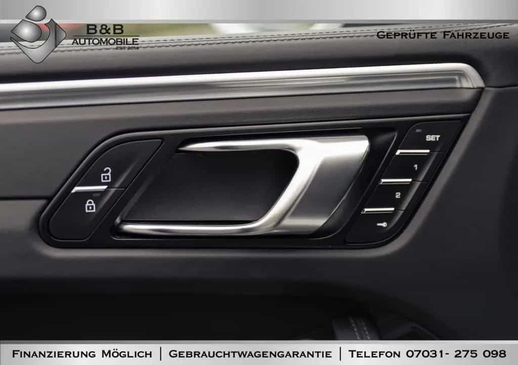 Porsche Macan SportChrono/360°/AppleCar/SHZ/SZK/NAVI 08/2021-photo-16