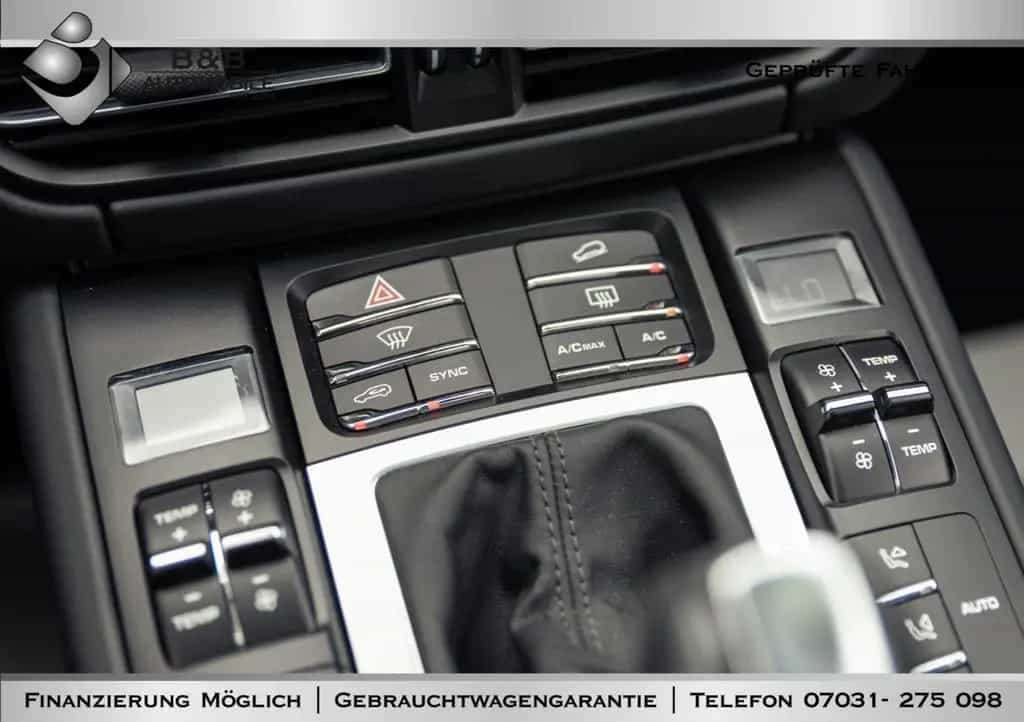 Porsche Macan SportChrono/360°/AppleCar/SHZ/SZK/NAVI 08/2021-photo-24