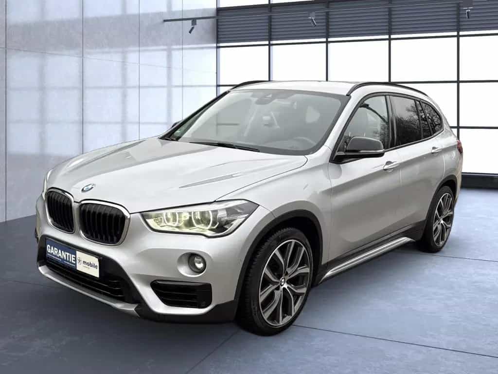 BMW X1 sDrive 20 i Sport Line/ unfallfrei/ AHK 02/2018-photo-1