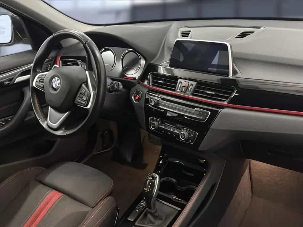 BMW X1 sDrive 20 i Sport Line/ unfallfrei/ AHK 02/2018-photo-11