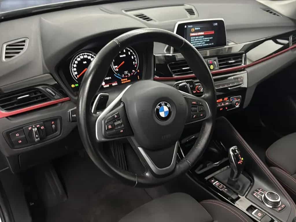 BMW X1 sDrive 20 i Sport Line/ unfallfrei/ AHK 02/2018-photo-16