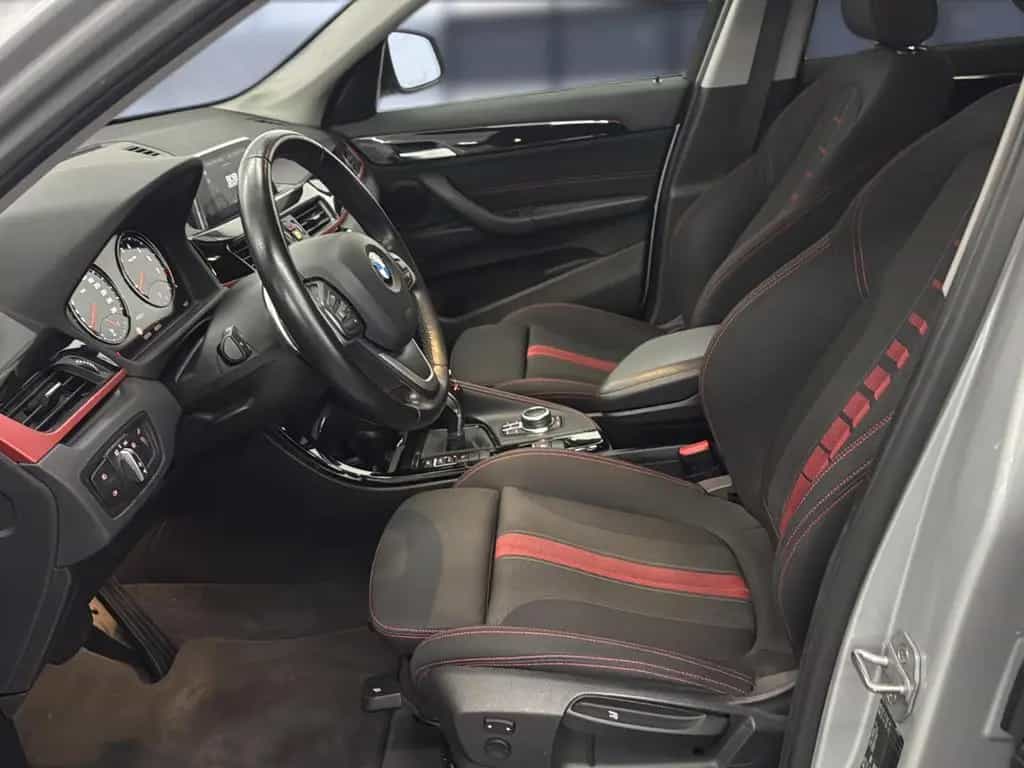 BMW X1 sDrive 20 i Sport Line/ unfallfrei/ AHK 02/2018-photo-17