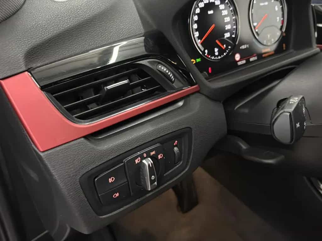 BMW X1 sDrive 20 i Sport Line/ unfallfrei/ AHK 02/2018-photo-21