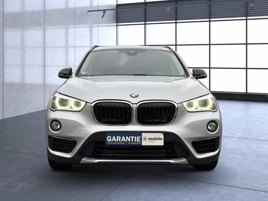 BMW X1 sDrive 20 i Sport Line/ unfallfrei/ AHK 02/2018-photo-3