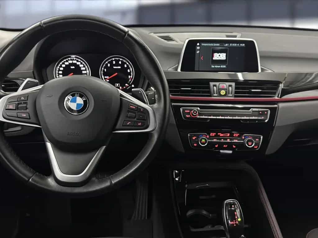 BMW X1 sDrive 20 i Sport Line/ unfallfrei/ AHK 02/2018-photo-9
