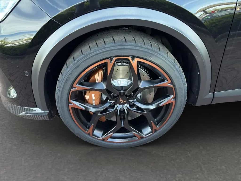 Cupra Formentor VZ5 2.5 TSI DSG *PANO*MATRIX*NAVI*360° null-photo-12