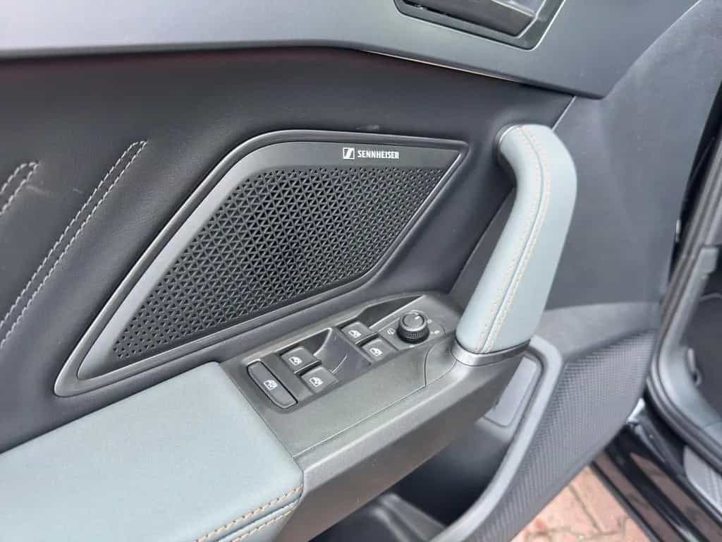 Cupra Formentor VZ5 2.5 TSI DSG *PANO*MATRIX*NAVI*360° null-photo-14