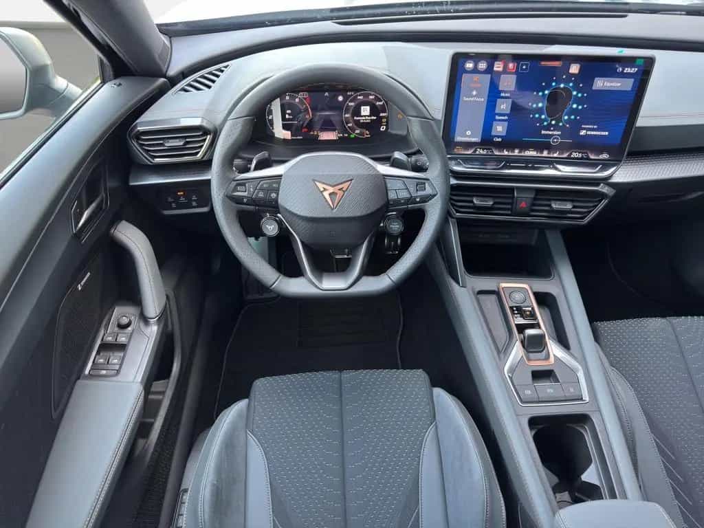Cupra Formentor VZ5 2.5 TSI DSG *PANO*MATRIX*NAVI*360° null-photo-7