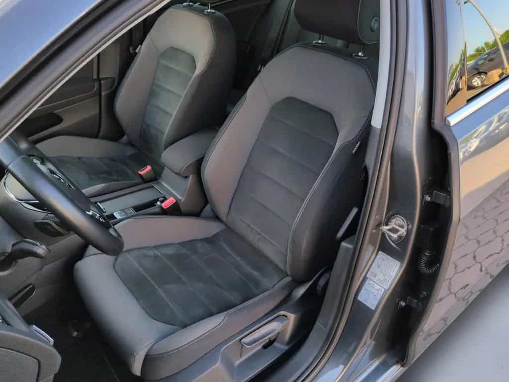 Volkswagen Golf VII Variant 1.5 TSI DSG Highline NAVI+AHK+ 03/2020-photo-10
