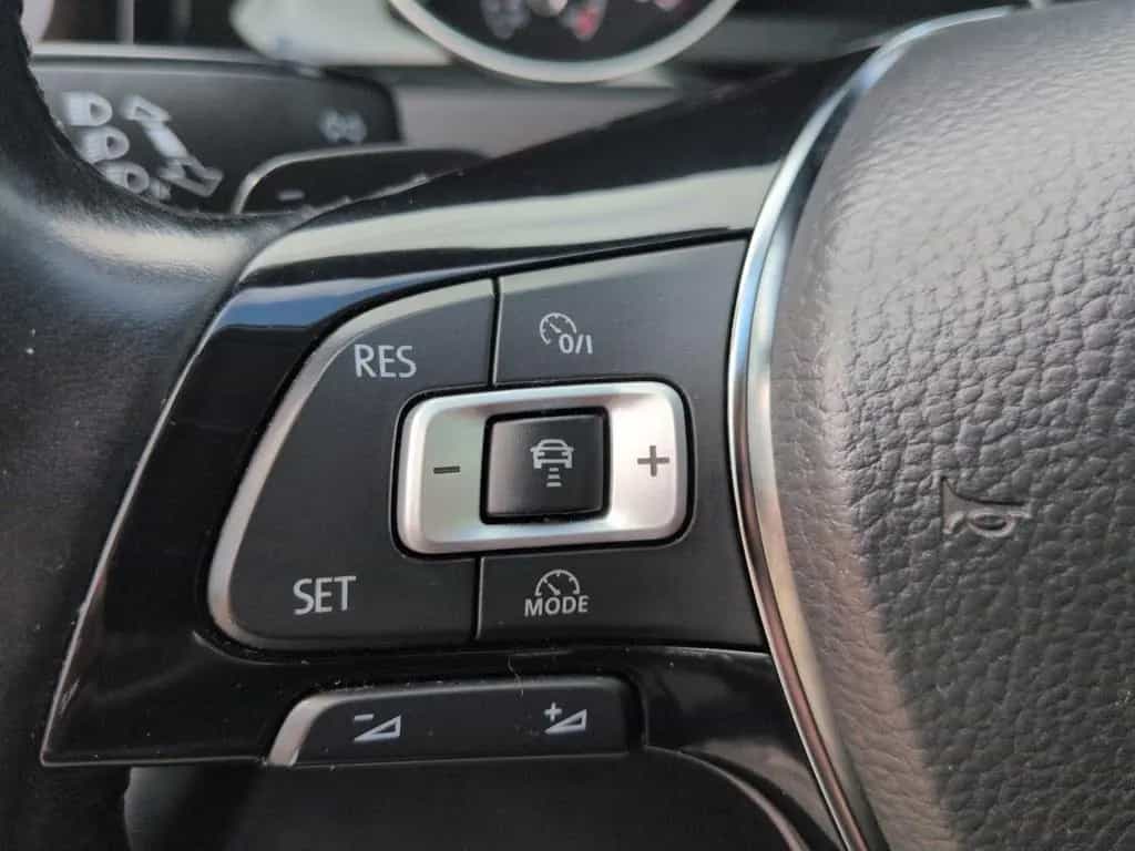 Volkswagen Golf Variant 1.4 TSI DSG Highline LED+ErgoActive 10/2017-photo-11