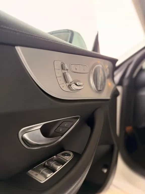 Mercedes-Benz E-Class E200 Cabrio | AMBIENT | MEMO | BU... 05/2018-photo-11