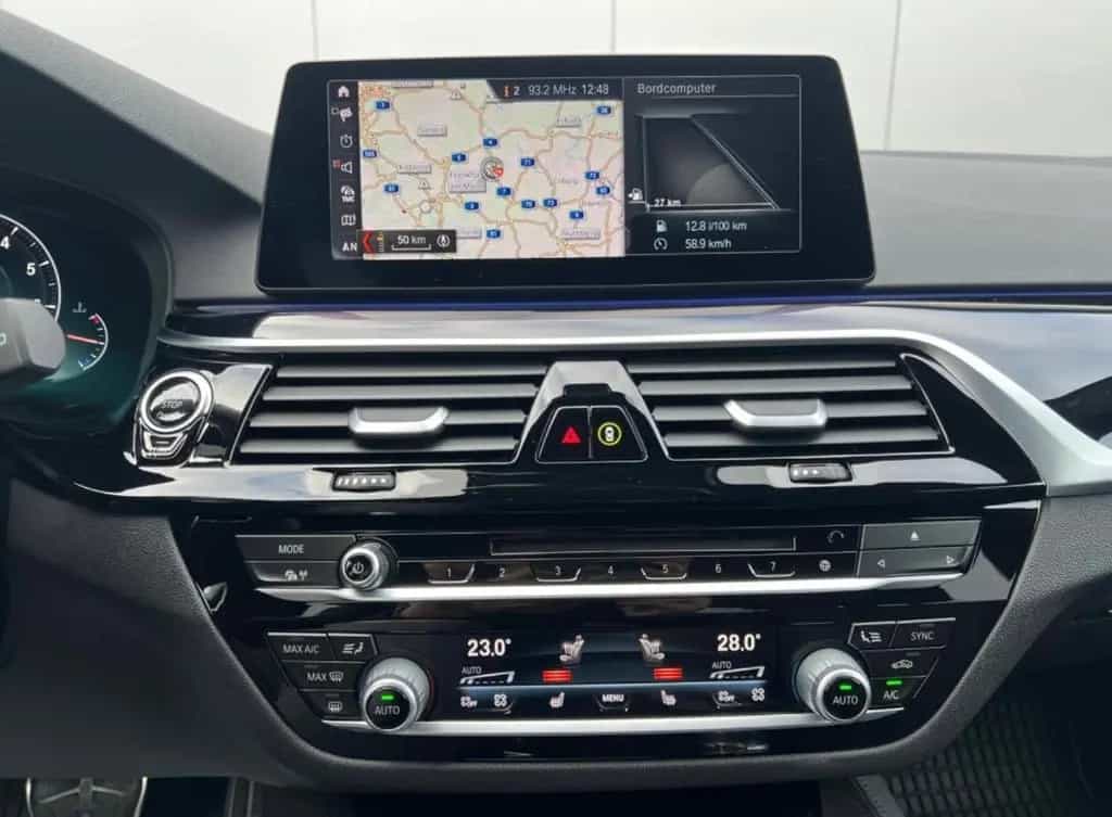 BMW 5 Series 540i xDrive Touring A - M Sport 04/2019-photo-10