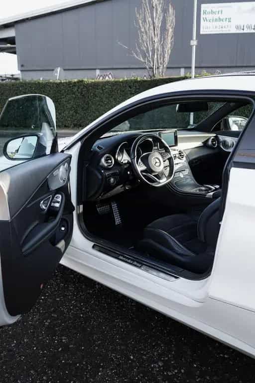 Mercedes-Benz C-Class Benz C200 Coupe AMG Burmester Nig... 04/2017-photo-5