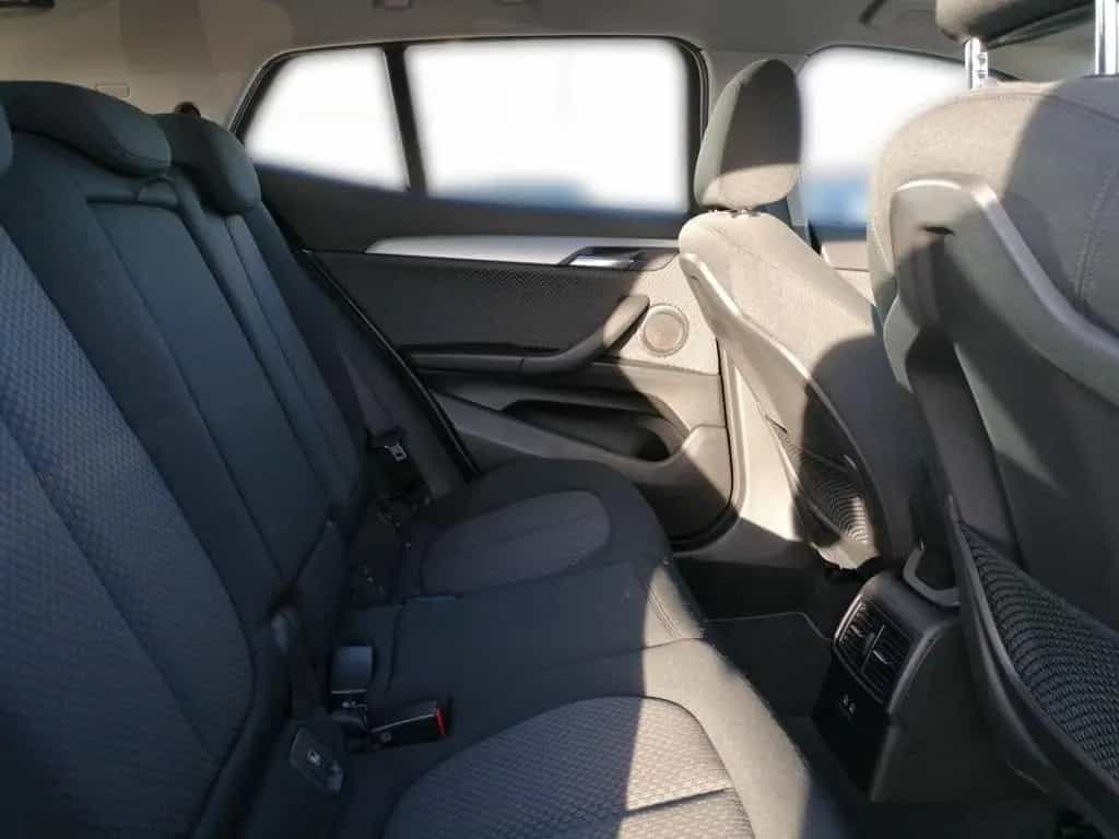 BMW X2 sDrive18i Aut. Advantage Navi PDC Sitzheiz. 12/2018-photo-12