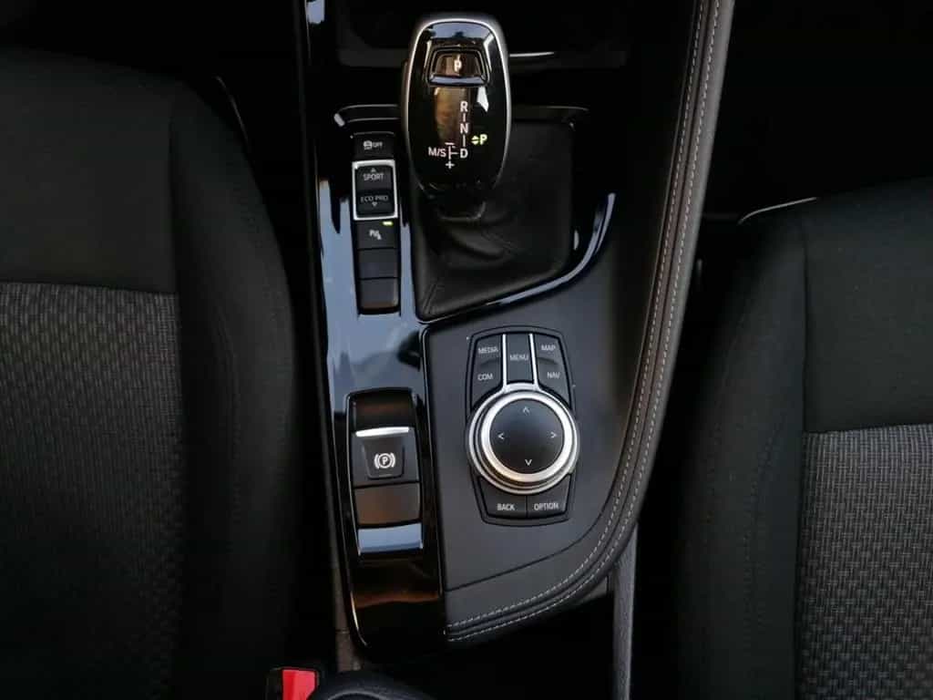 BMW X2 sDrive18i Aut. Advantage Navi PDC Sitzheiz. 12/2018-photo-19