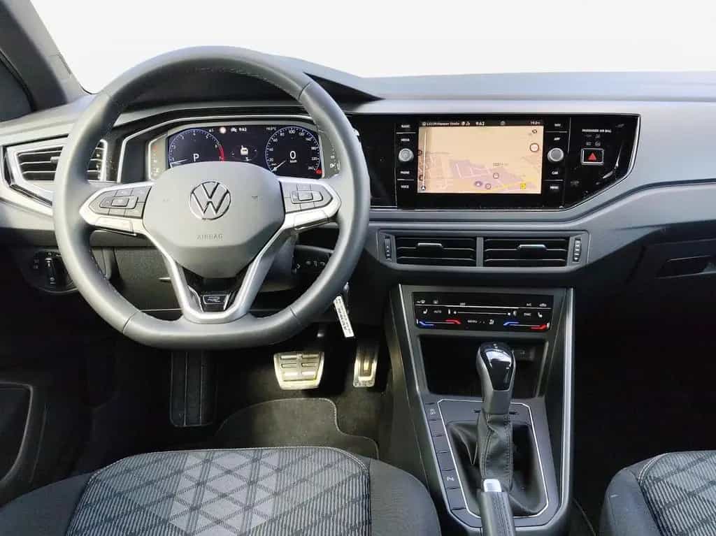 Volkswagen Taigo 1.5 TSI DSG R-LINE*IQ.LIGHT*AHK*KAMERA*PDC 05/2025-photo-6
