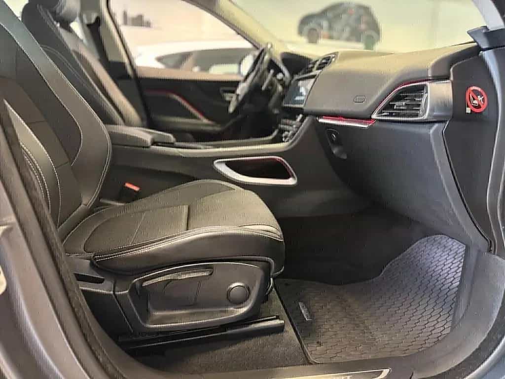 Jaguar F-Pace 2.0 D 240 CV AWD aut. R-Sport- SUP 10/2017-photo-9