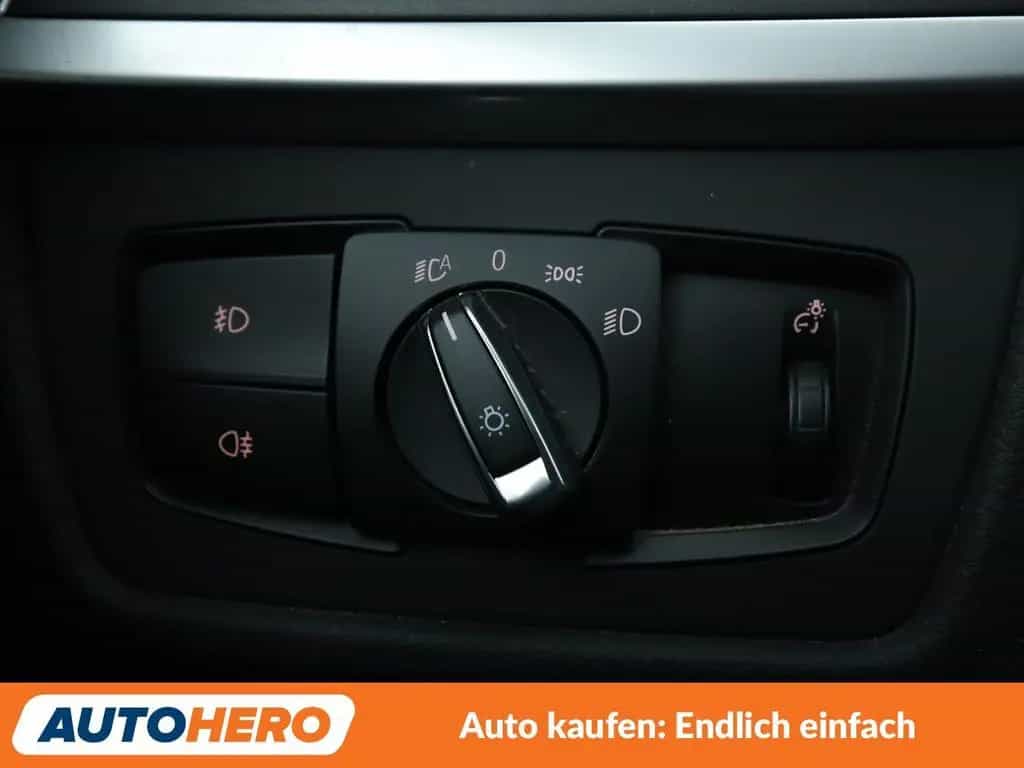 BMW 330 i xDrive Advantage *NAVI*PDC*SHZ*TEMPO*ALU* 02/2016-photo-25