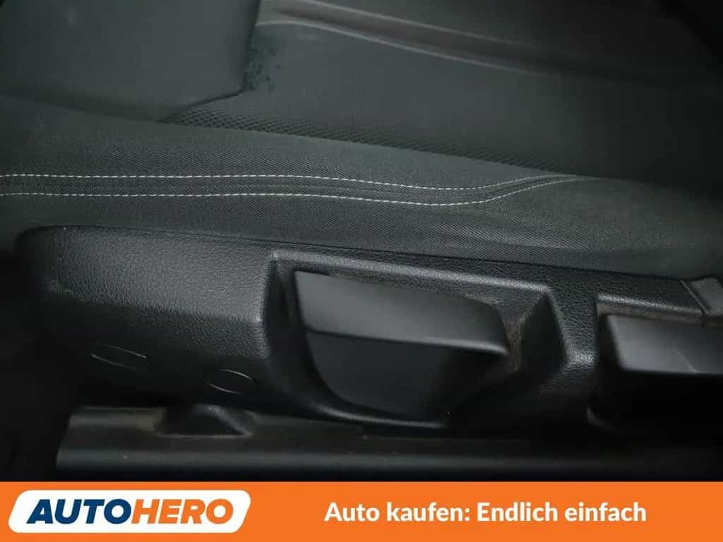 BMW 330 i xDrive Advantage *NAVI*PDC*SHZ*TEMPO*ALU* 02/2016-photo-26