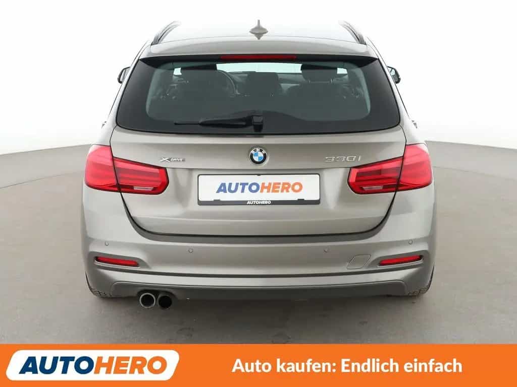 BMW 330 i xDrive Advantage *NAVI*PDC*SHZ*TEMPO*ALU* 02/2016-photo-4