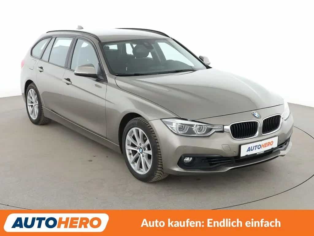BMW 330 i xDrive Advantage *NAVI*PDC*SHZ*TEMPO*ALU* 02/2016-photo-7