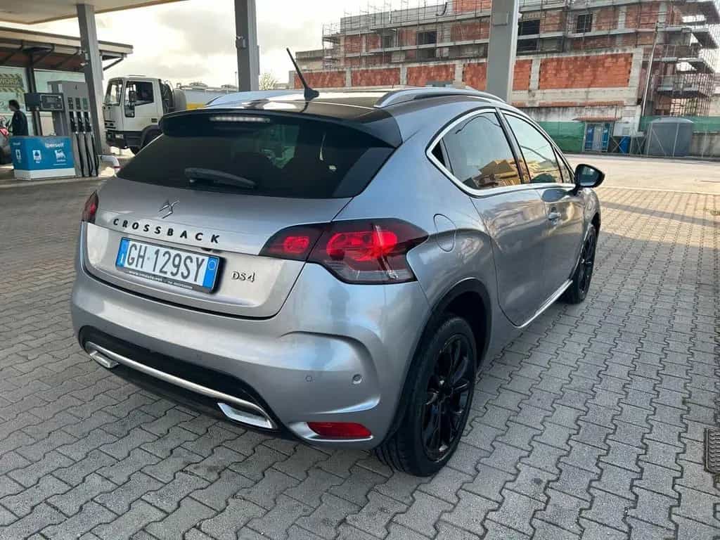 DS Automobiles Other Ds 4 Crossback BlueHDi 130 aut. Étoile Alcantara 04/2016-photo-4