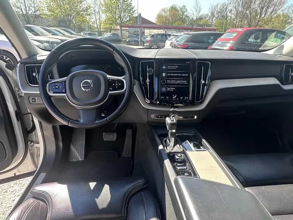 Volvo XC60 Inscription 2WD*Kamera*AHK*Pro Paket* 12/2019-photo-13