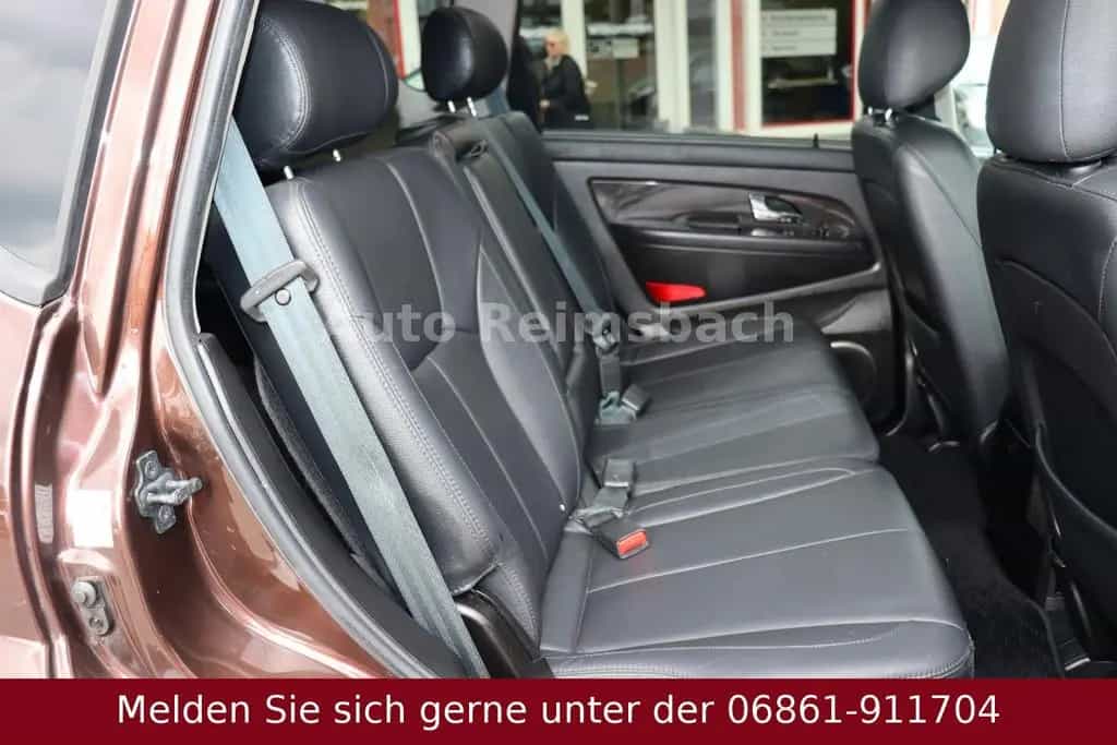 Ssangyong REXTON e-XDi Automatik **4WD+1.Hand** 04/2013-photo-11