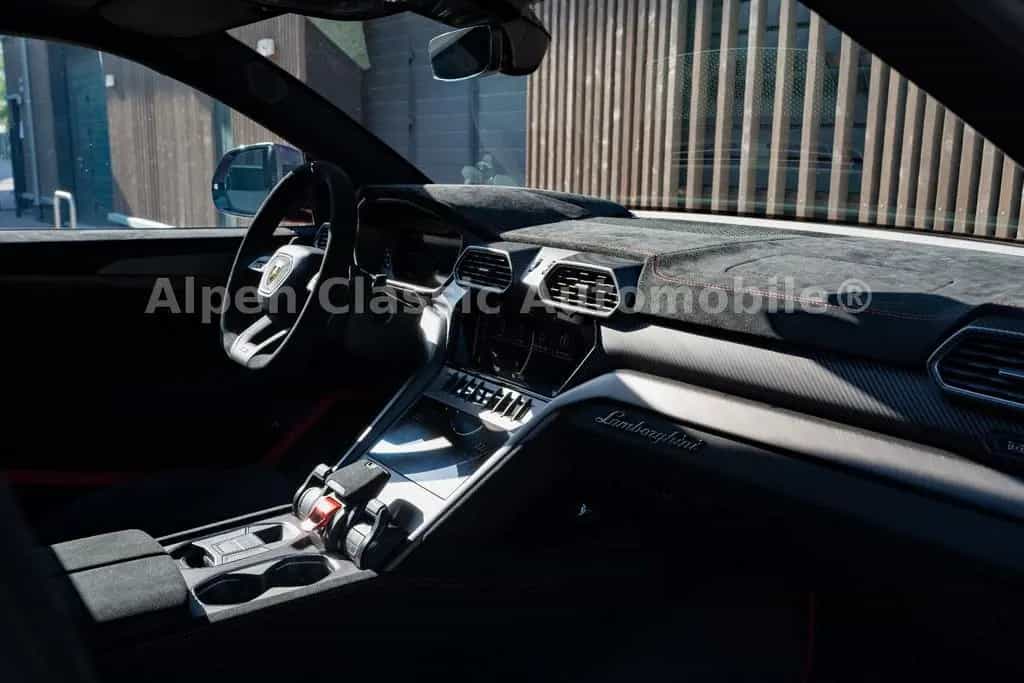 Lamborghini Urus Performante 23" Carbon, Nachtsicht, B&O 03/2023-photo-26