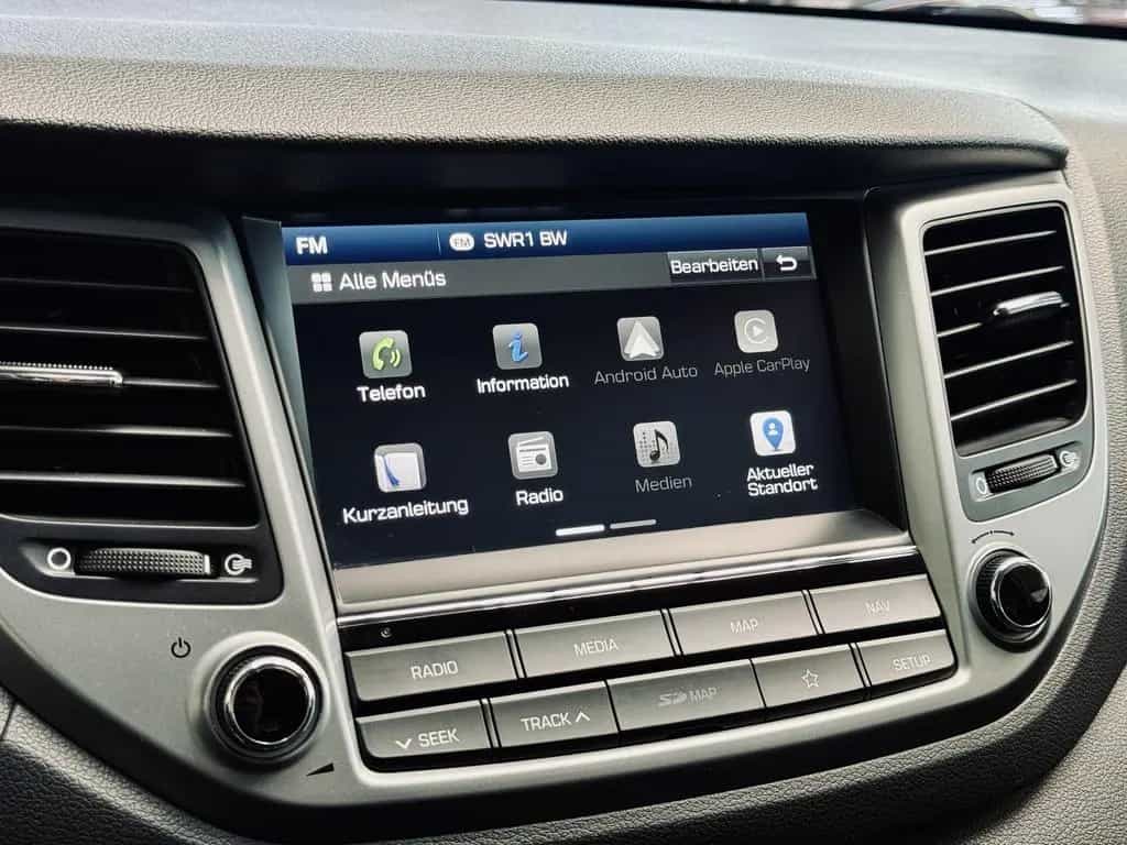 Hyundai TUCSON Advantage 2WD|PANO|KAMERA|NAVI|SHZ+LK|TEM 03/2018-photo-22