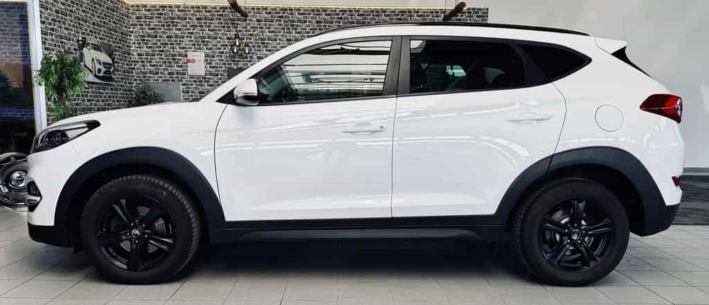 Hyundai TUCSON Advantage 2WD|PANO|KAMERA|NAVI|SHZ+LK|TEM 03/2018-photo-7