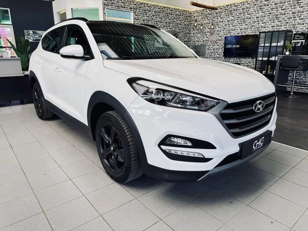 Hyundai TUCSON Advantage 2WD|PANO|KAMERA|NAVI|SHZ+LK|TEM 03/2018-photo-9