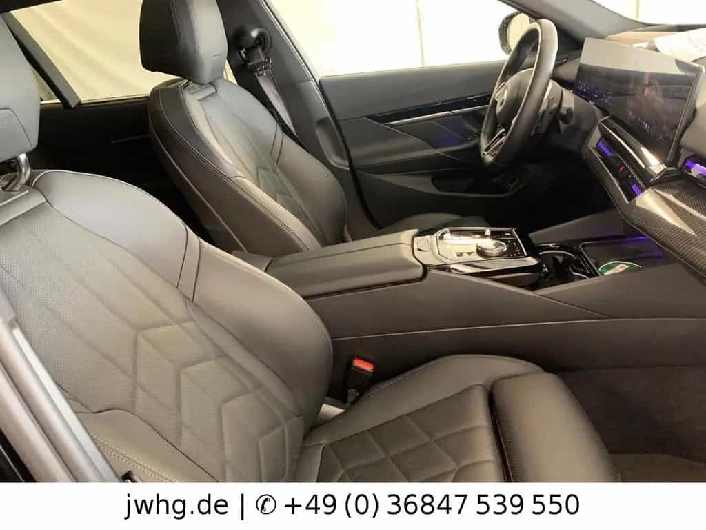 BMW 5 Series 520 d xDr M Sport Pro NP91t€ 20"DrivingPro Ionic 11/2024-photo-3