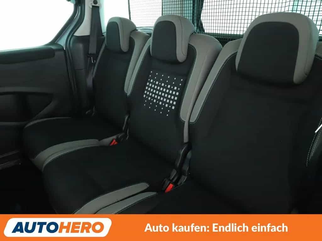 Citroën Berlingo 1.6 Blue-HDi Selection*NAVI*TEMPO*PDC* 03/2016-photo-13