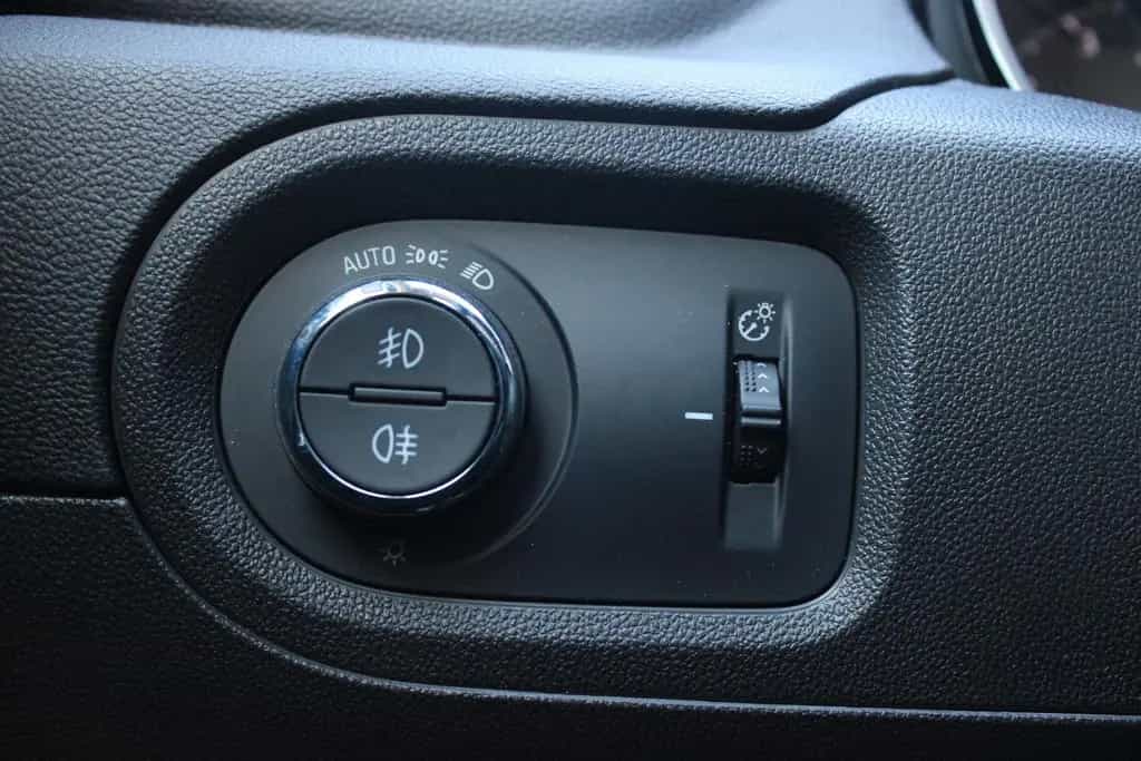 Opel Grandland Ultimate 1.6 Turbo DSG +ACC+SHZ+NAVI++ 08/2020-photo-6