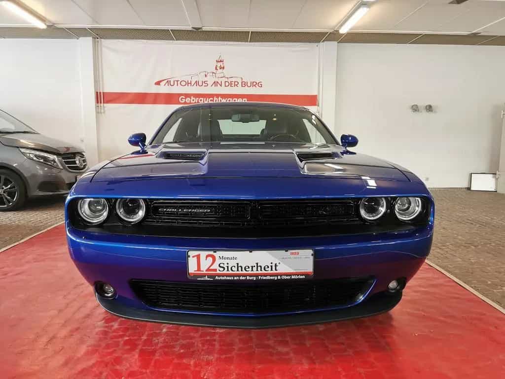 Dodge Challenger AWD *BT + Schiebedach + HU/ AU neu 08/2018-photo-1