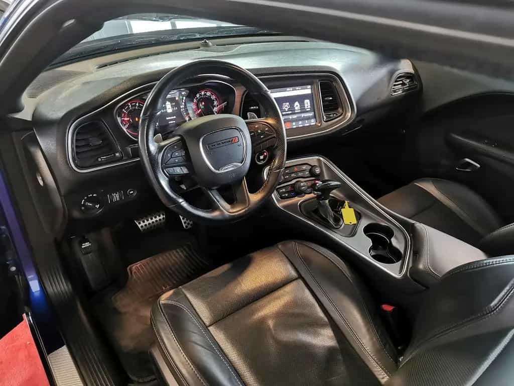 Dodge Challenger AWD *BT + Schiebedach + HU/ AU neu 08/2018-photo-21