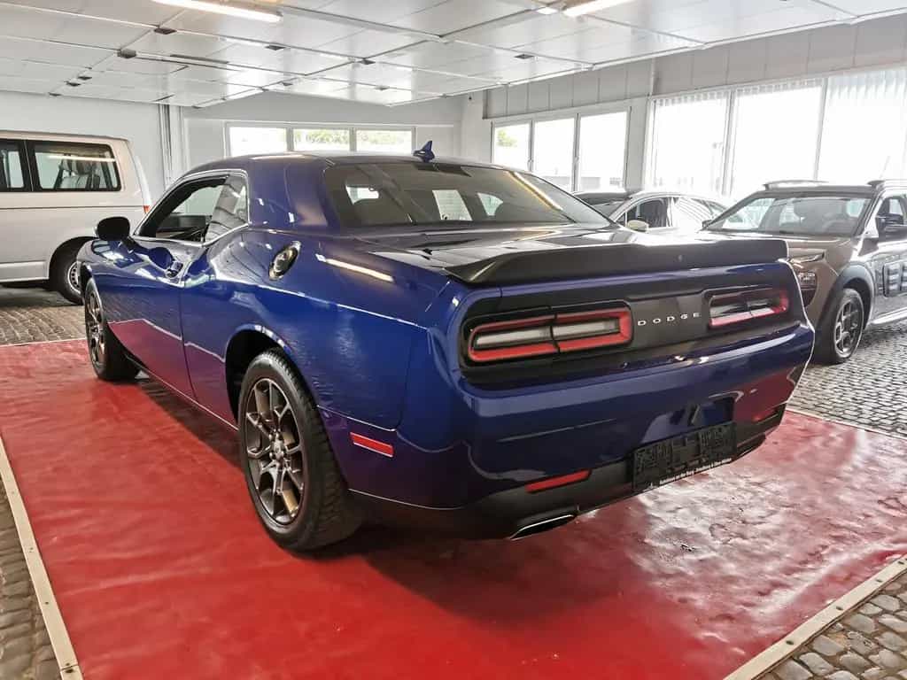 Dodge Challenger AWD *BT + Schiebedach + HU/ AU neu 08/2018-photo-6