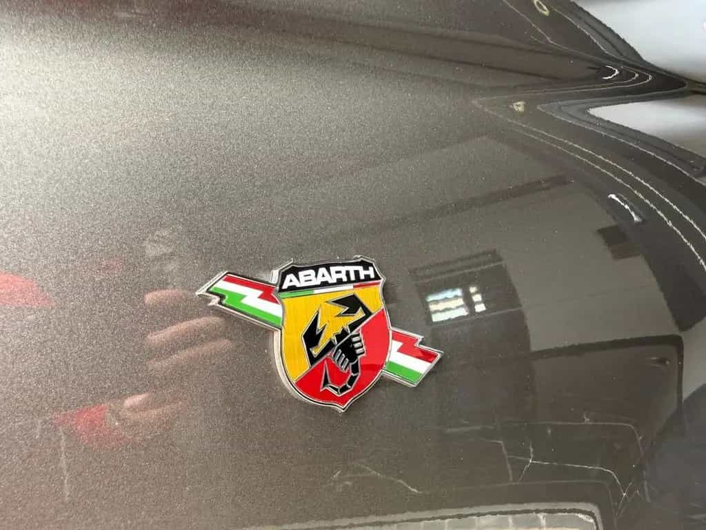 Abarth 595 1.4 Turbo T-Jet 165 CV 04/2024-photo-4