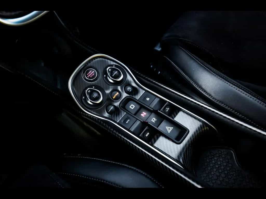 McLaren 600LT Spider 3.8 V8°PPF°LIME GREEN°FULL CARBON 01/2020-photo-13