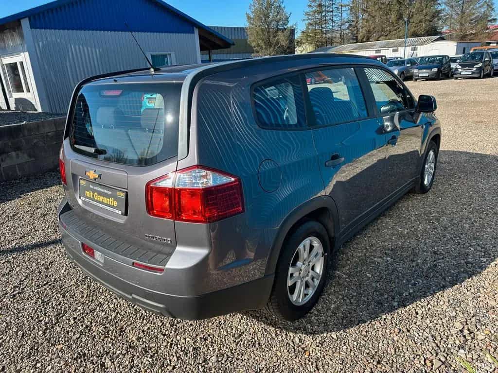 Chevrolet Orlando LS**7. Sitzer**AHK**94 TKM** 04/2011-photo-4