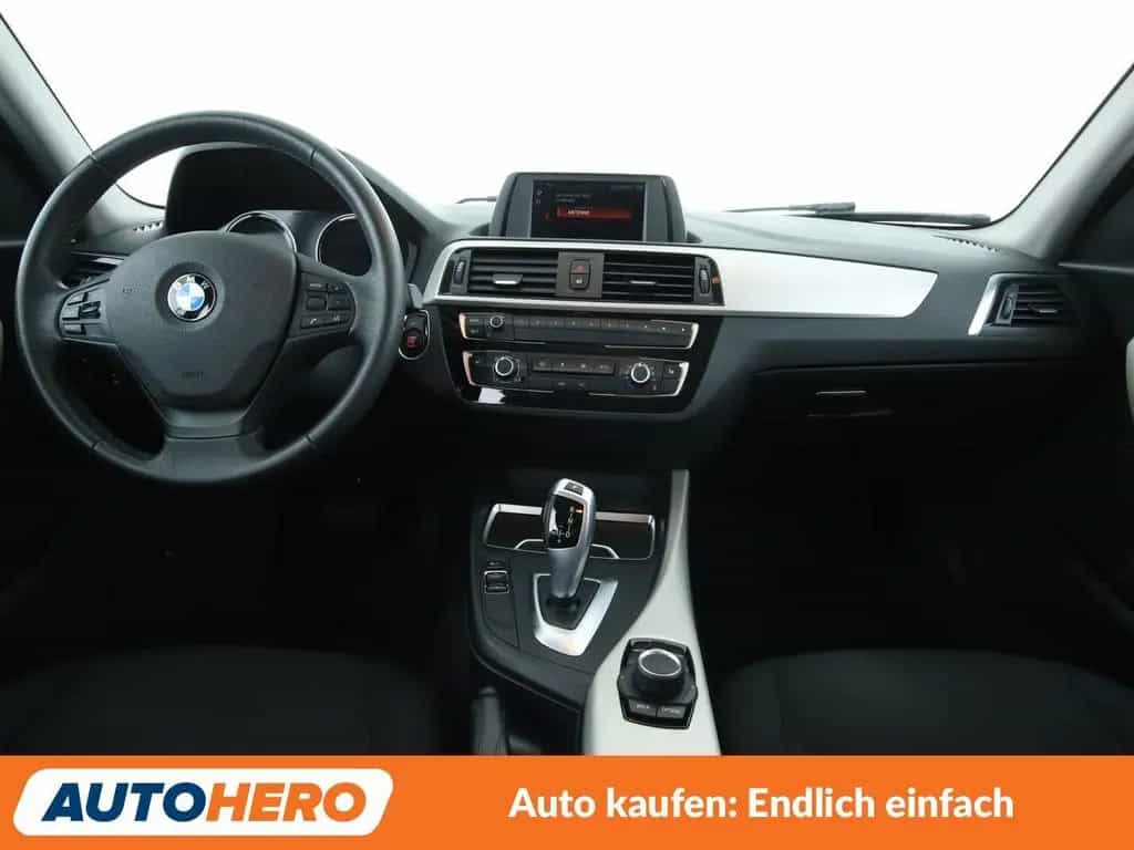 BMW 1 Series 118i Advantage *TEMPO*PDC*SHZ*ALU*KLIMA* 12/2018-photo-11