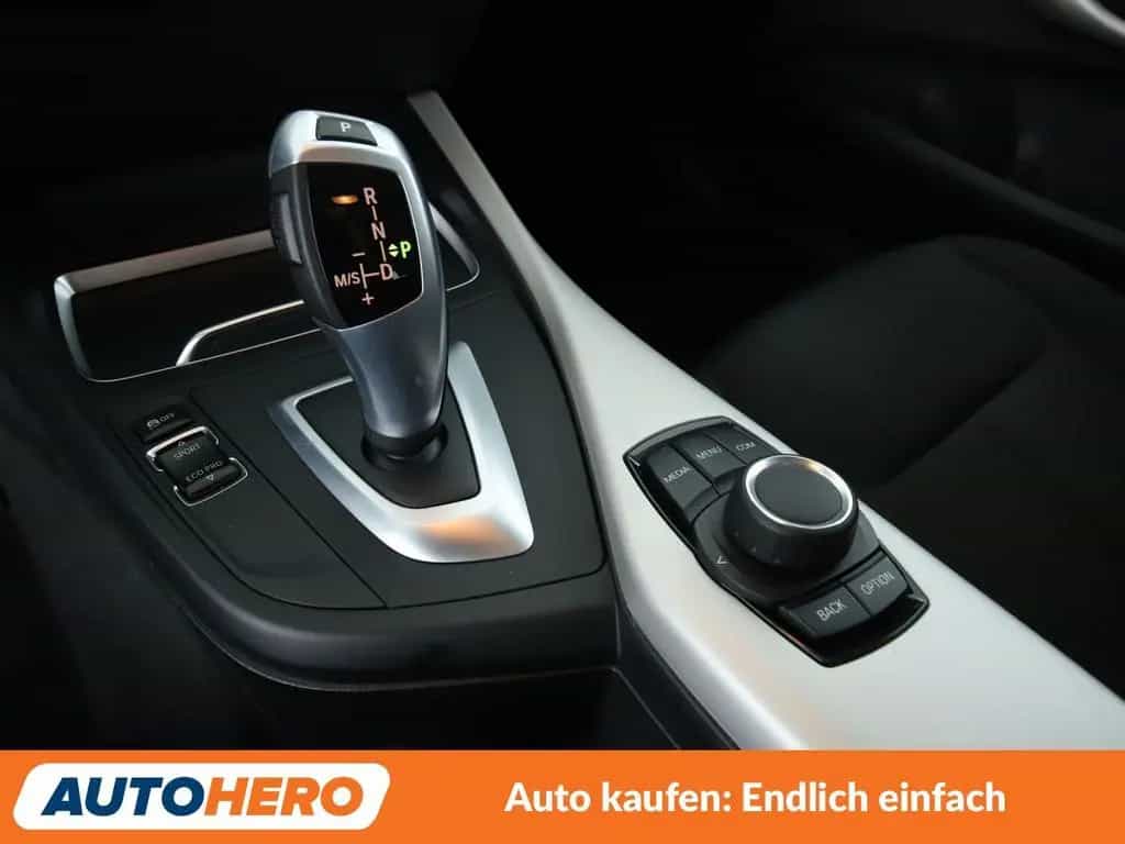 BMW 1 Series 118i Advantage *TEMPO*PDC*SHZ*ALU*KLIMA* 12/2018-photo-22